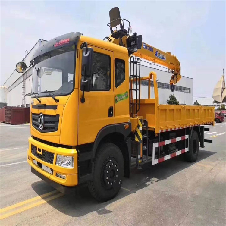 播州附近找一辆随车吊出租